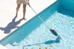 Cordless Handheld Pool Vacuum 2