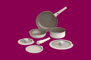 bella cookware on a purple background