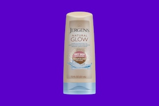 a jergens natural glow in-shower lotion