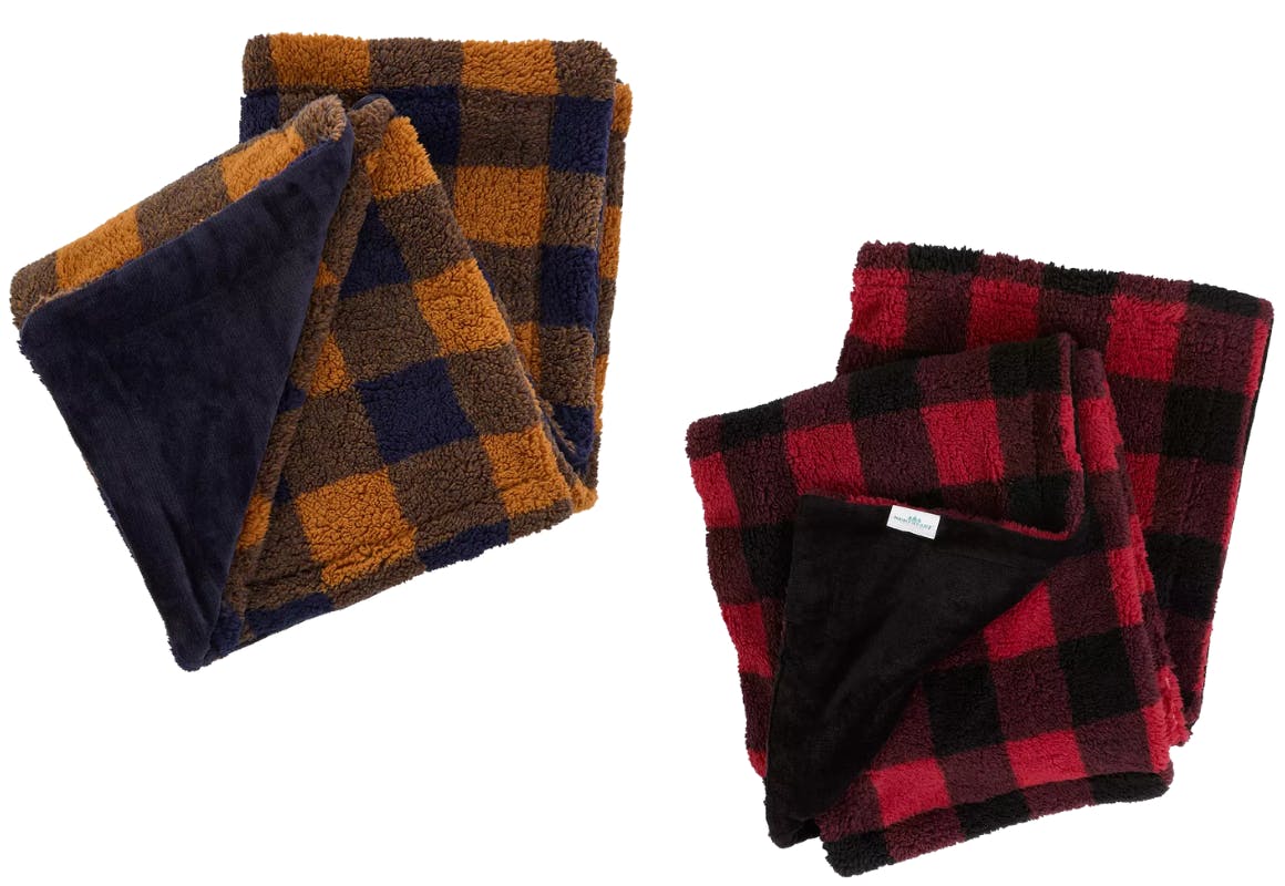 2 Northeast Outfitters Blankets