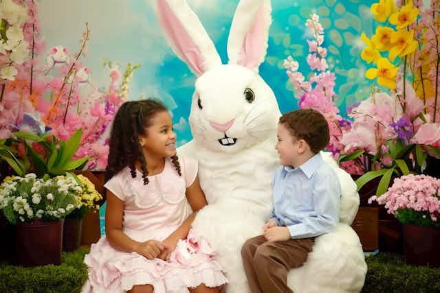 Get a FREE Bunny Photo at Bass Pro Shops Now (Reservations Open!) card image