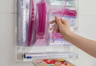 amazon screenshot ziploc storage plastic wrap 1676217829 1676217829