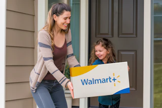 walmart-plus-delivery-box-mom-and-daughter-front-porch kclmj