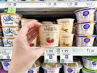 publix siggis plant based yogurt a 11282021 1638115022 1638115022