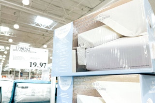 costco-clearance-bed-wedge-pillow