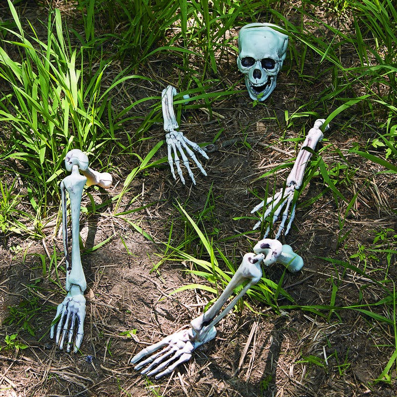 Skeleton Yard Figurine Set