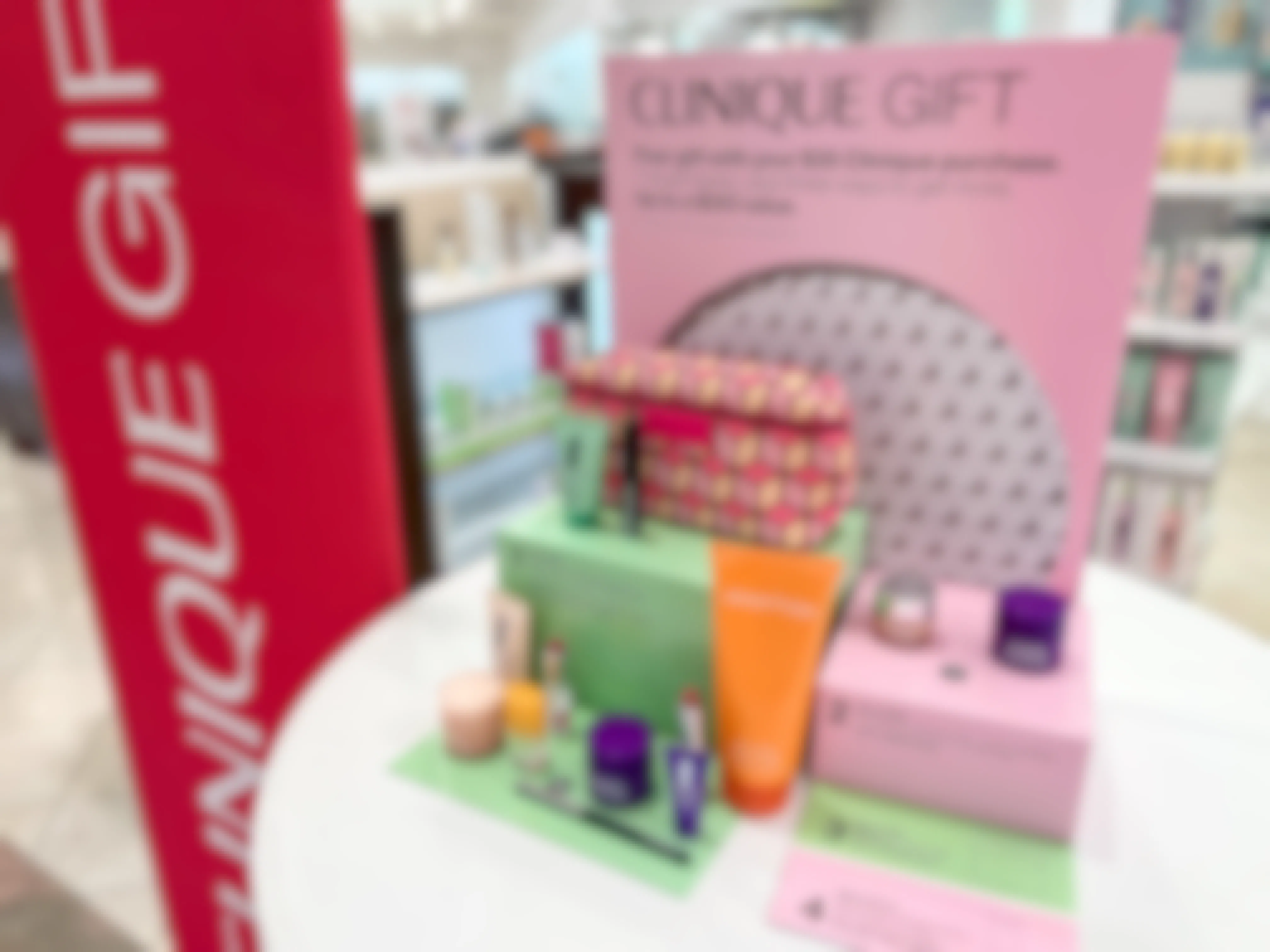 The Best Beauty Free-Gift-With-Purchase Deals at Macys.com