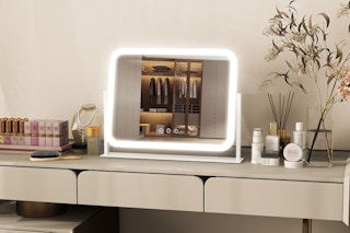 Lighted Vanity Makeup Mirror