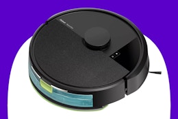 Stock photo of the iRobot Roomba Combo Vacuum & Mop (#105)