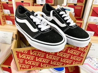 dsw vans kids sneakers 2022 7 1654185666 1654185666