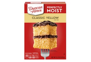 2 Duncan Hines Cake Mixes