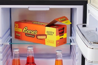 amazon-reeses-peanut-butter-cups