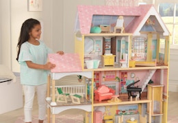 Save 50% on a KidKraft Doll Mansion, Pay $75 at Walmart (Reg. $150) card image