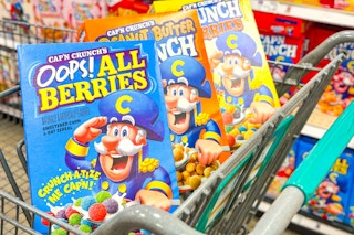 quaker cereal in shopping cart