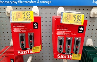 Sandisk Flash Drives on Clearance at Walmart
