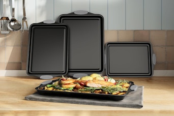 Country Kitchen Nonstick Stackable Bakeware Set - Heavy Duty, Durable, Easy Release Baking Set, grey or Cream, 4 Pcs