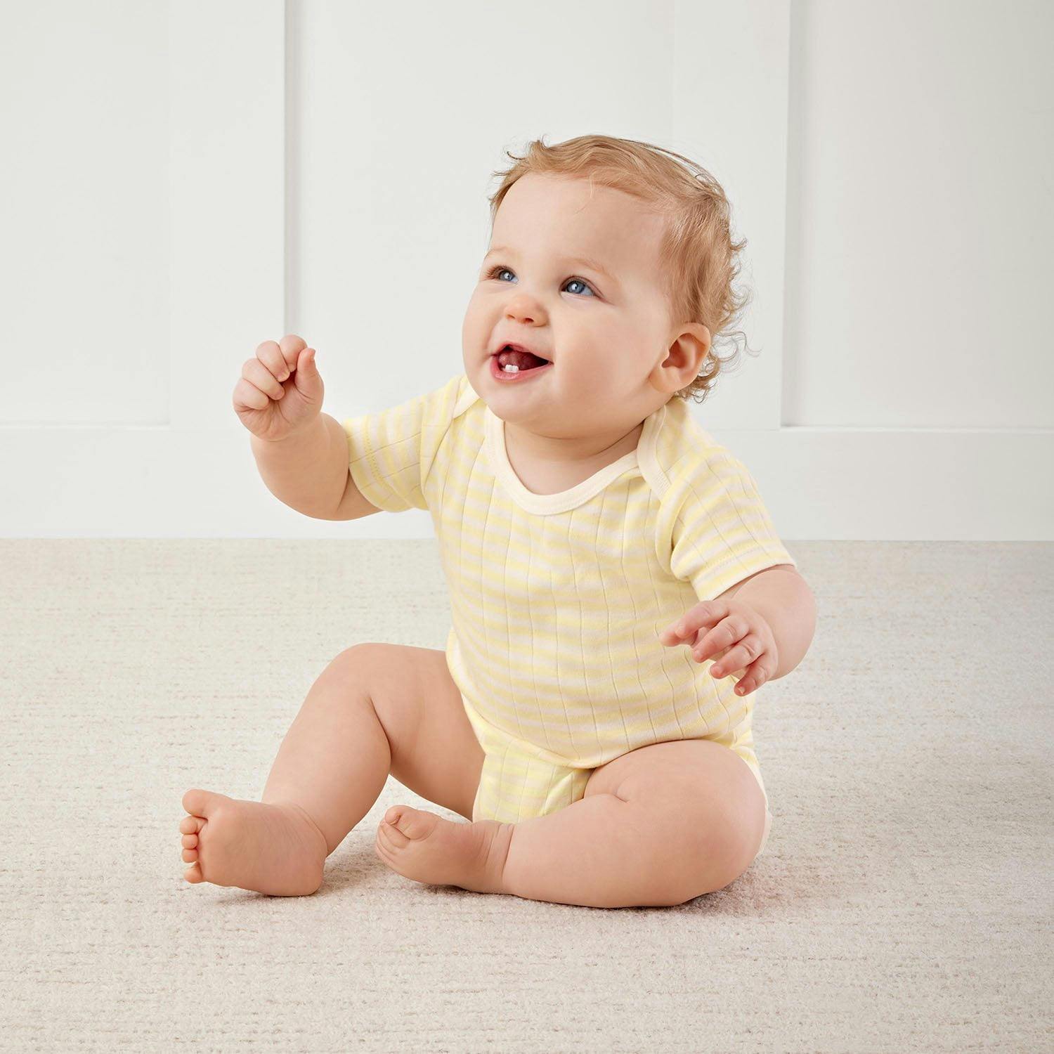 Member's Mark Baby Bodysuits 4-Pack