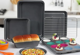 22-piece bakeware set