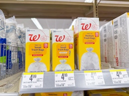 walgreens trash bags on shelf