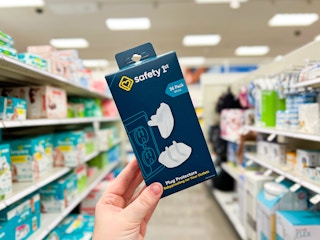 safety-1st-plug-proctectors-target4