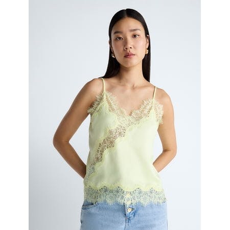Scoop Women's Lace Trim Blouse