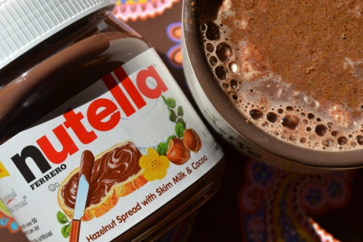 22 Drool-Worthy Hot Chocolate Hacks You've Gotta Try