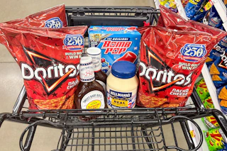 meijer groceries in shopping cart