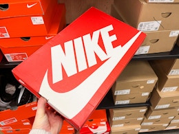 Spend $25, Get $25 Cash Back at Nike.com