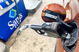 gas from sams club filling up a car