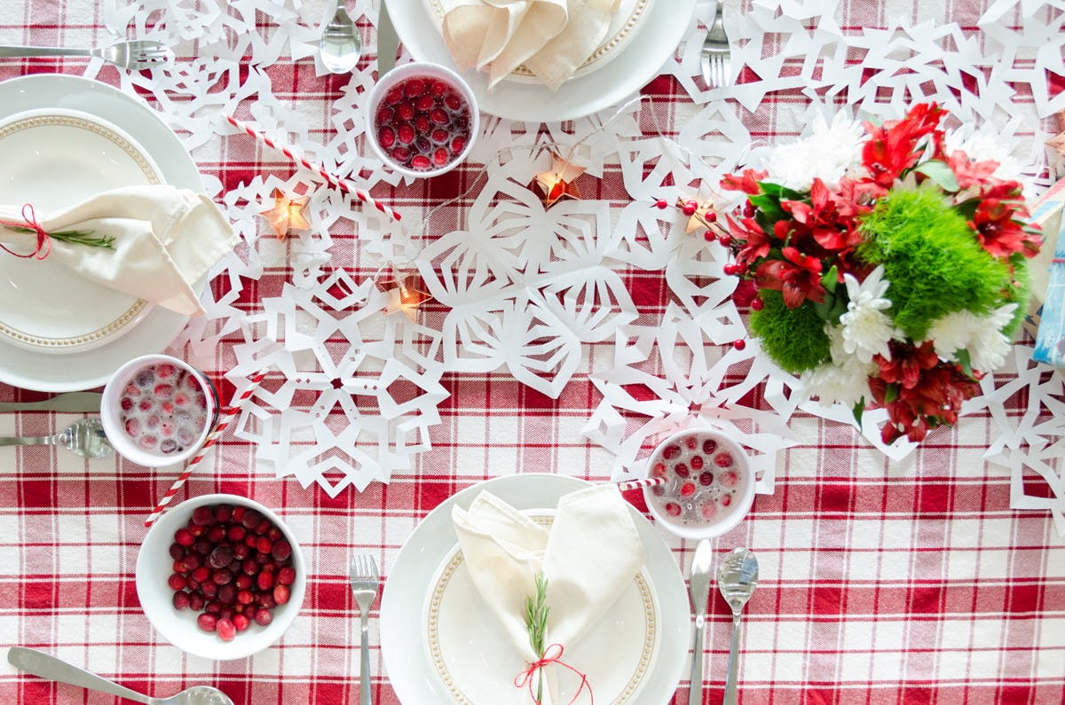 9 Creative Holiday Party Hosting Ideas