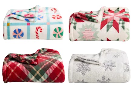 The Big One Oversized Holiday Throw