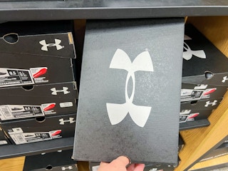under armour orb sneakers shoes box april 1 1681919328 1681919328