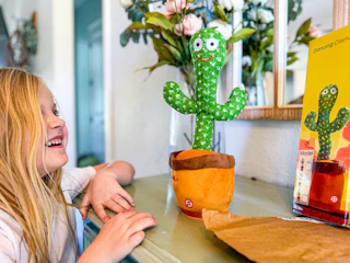 amazon-dancing-cactus-toy