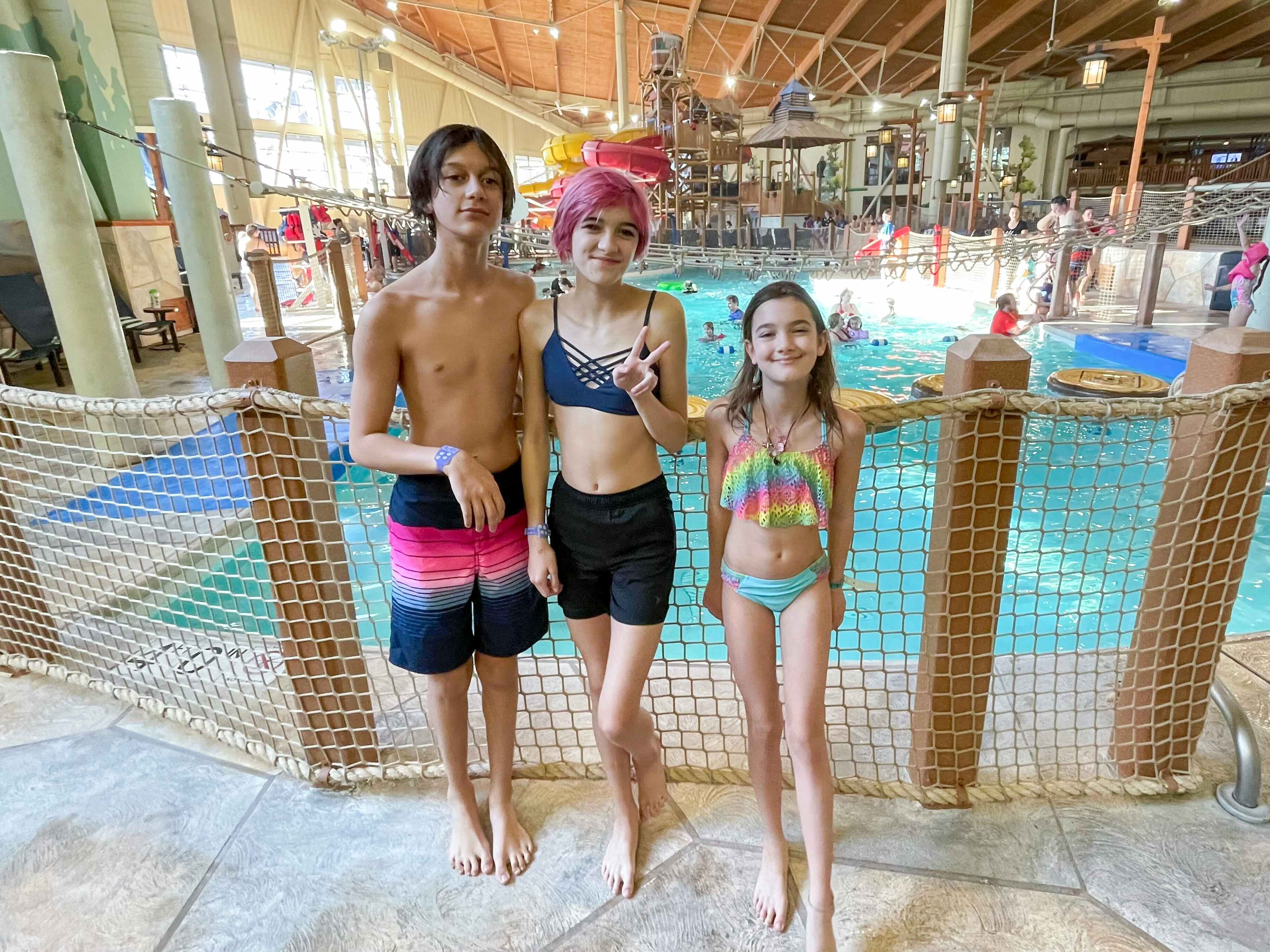 great-wolf-lodge-resort-family-vacation-waterpark-kcl-3