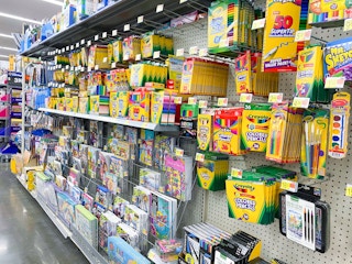 walmart crayola aisle area 2022 1658242646 1658242646