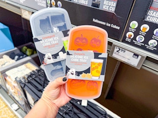 aldi-halloween-silicon-ice-cube-tray