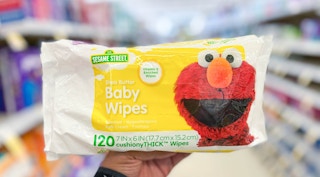 walgreens sesame street baby wipes clearance tag 011722 1642451716 1642451716