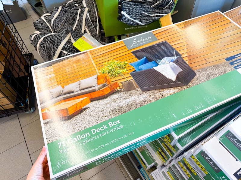aldi-belavi-71-gallon-deck-box-1