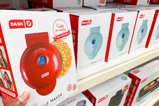 dash mini appliances on shelves at kohls