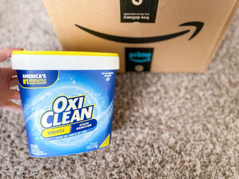 amazon-oxiclean-stain-remover-powder