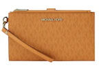 Michael Kors Jet Set Wristlet