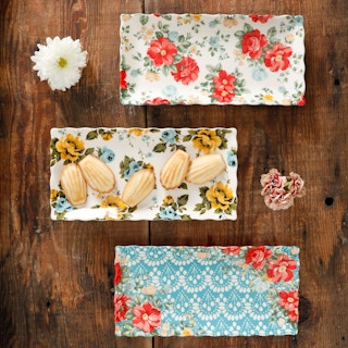 walmart pioneer woman serving trays 2021 1622040399 1622040399