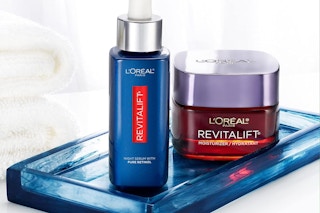 L'Oreal Paris Revitalift Moisturizer