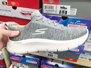 skechers-orb-shoes-sneakers-1
